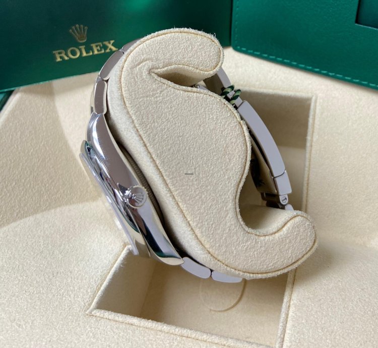 Rolex Oyster Perpetual 41 41mm Turquoise Tiffany Blue Dial 124300 New 2022