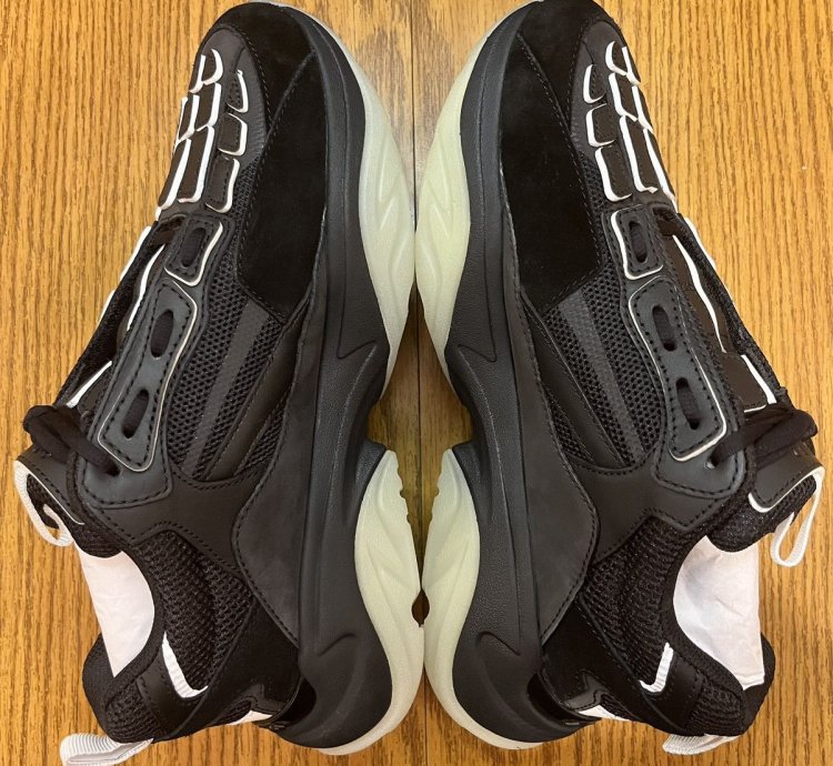 Amiri Bone Runner Sneaker black White