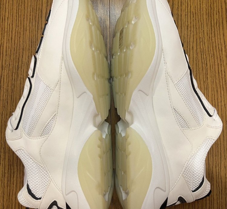 Amiri Bone Runner Sneaker white Black