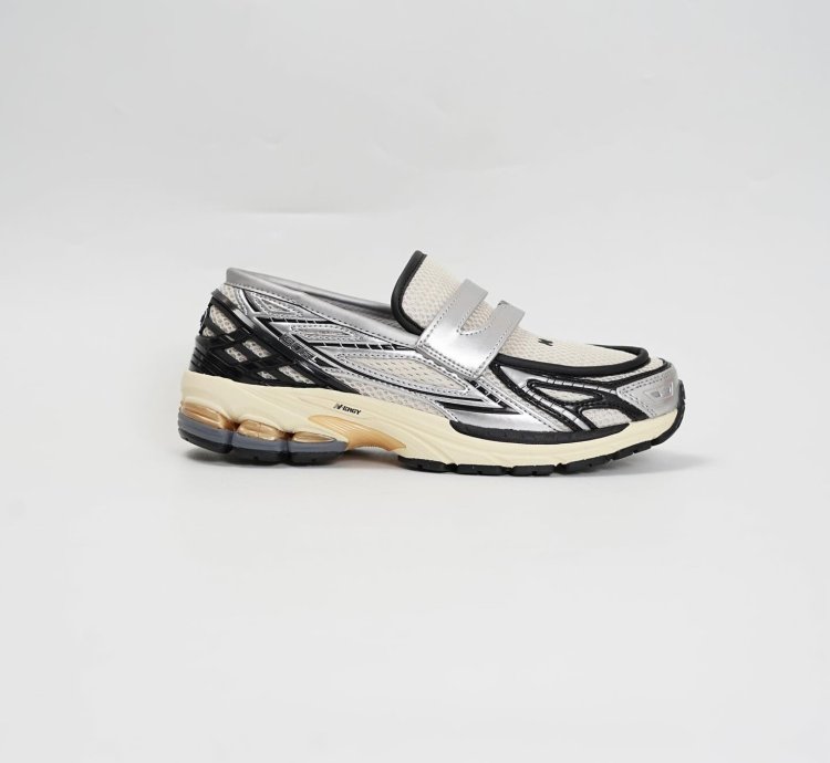 New Balance 1906 Loafers Cream Metallic Silver