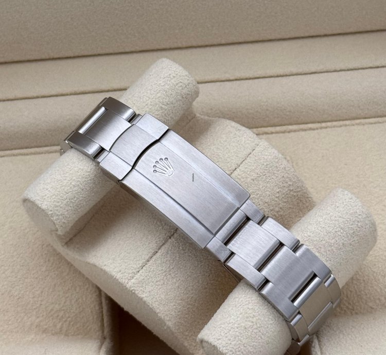 Rolex Oyster Perpetual 41 Celebration Unworn