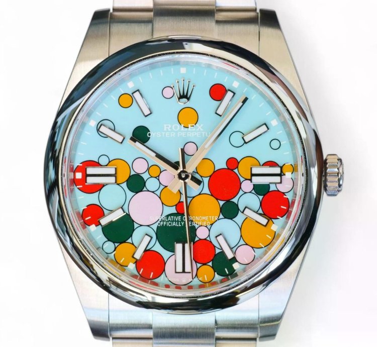 Rolex Oyster Perpetual 41 Celebration-motif Dial 124300