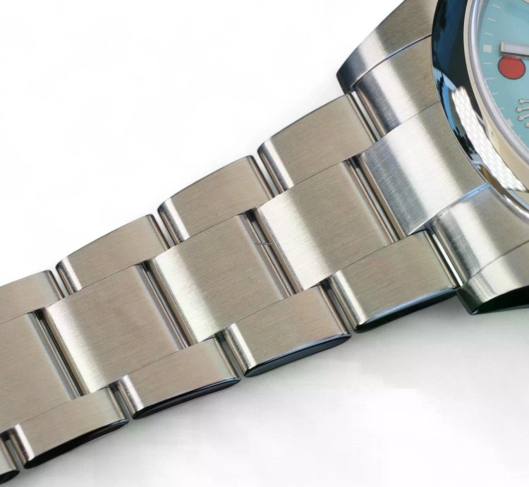 Rolex Oyster Perpetual 41 Celebration-motif Dial 124300