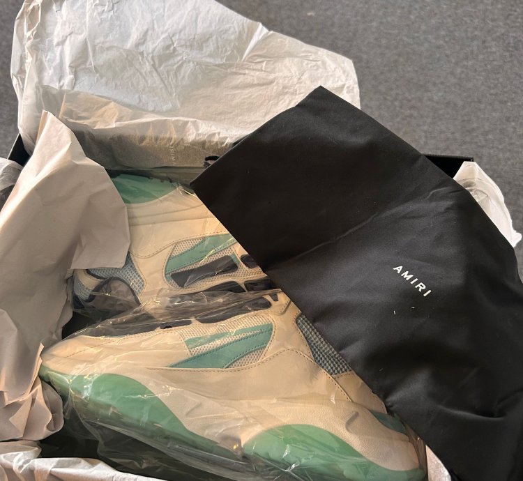 Amiri Bone Runners Baby Blue