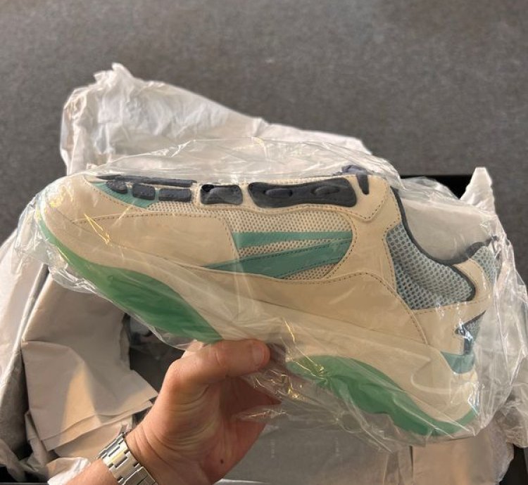 Amiri Bone Runners Baby Blue