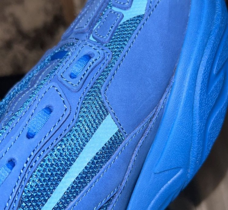 Amiri Bone Runners Blue Sneakers