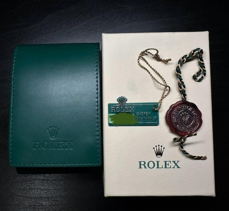 Rolex Oyster Perpetual Date Unworn 1969 18k Gold 1500