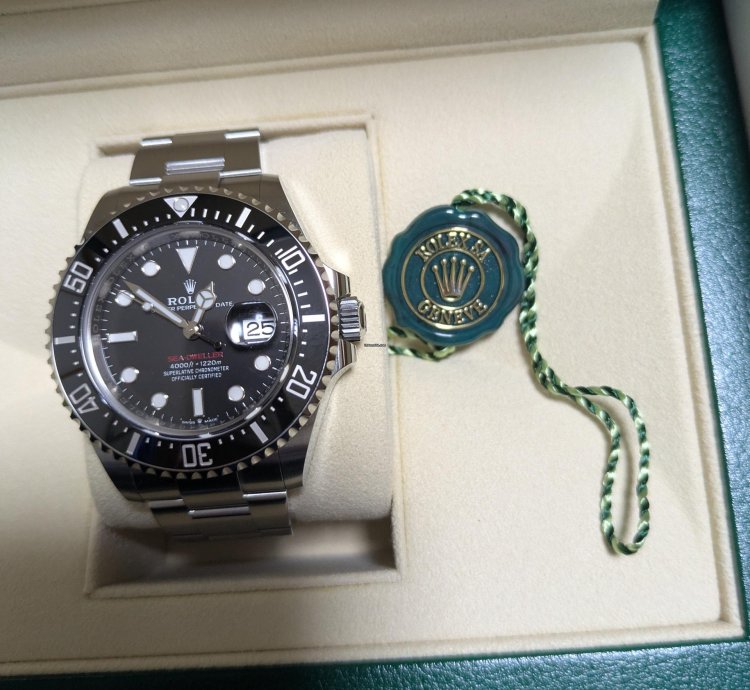 Rolex Sea-dweller 126600 Automatic 2022 Steel Like New Unworn