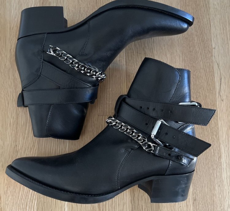 Amiri Chain Detail Jodphur Boots