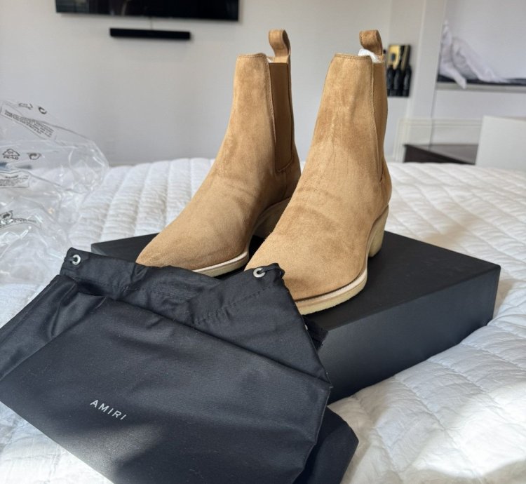 Amiri Chelsea Crepe Sole Boot - Brown Cognac Never Worn