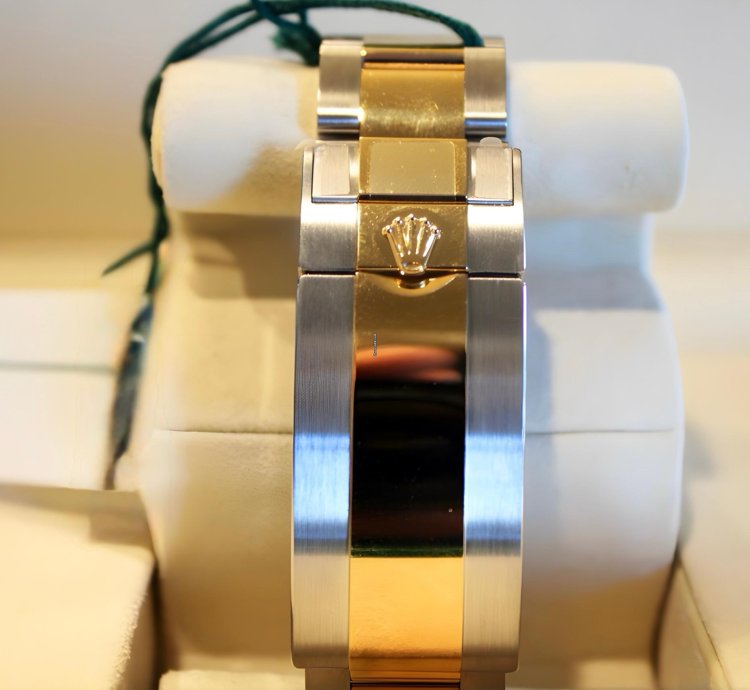 Rolex Sea-dweller Brand New 2025 Unworn