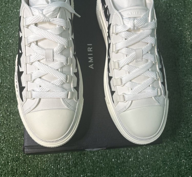 Amiri Court Low Stars
