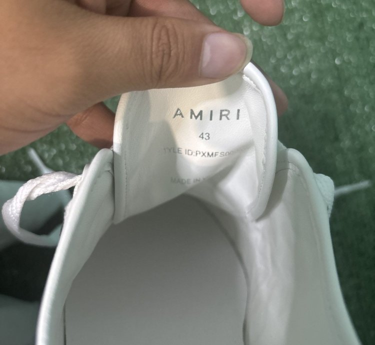 Amiri Court Low Stars