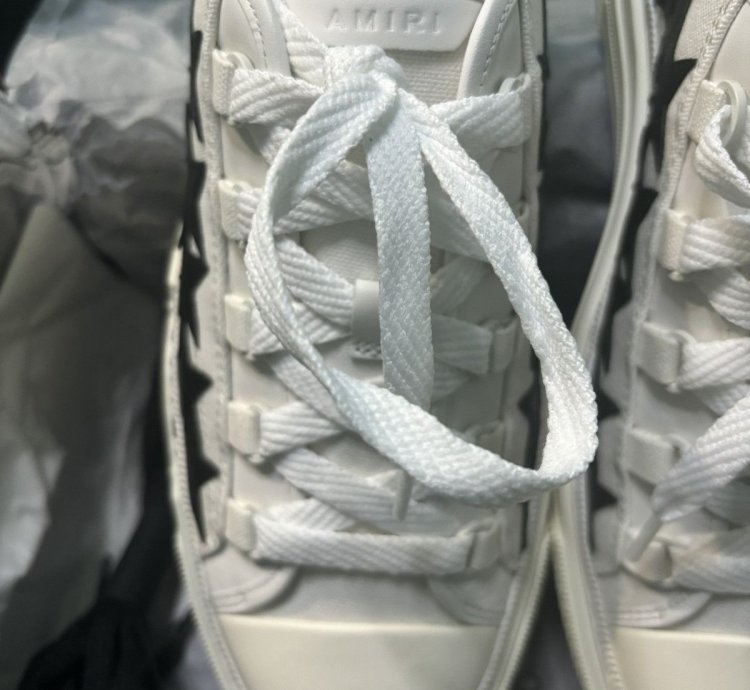 Amiri Court Low Stars