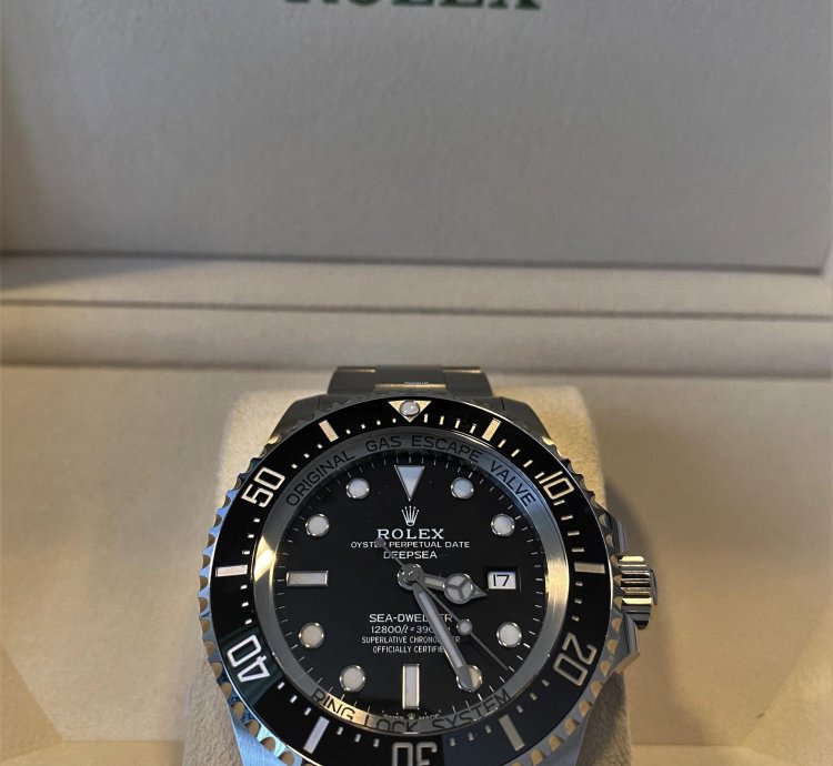 Rolex Sea-dweller Deepsea M126660-0001