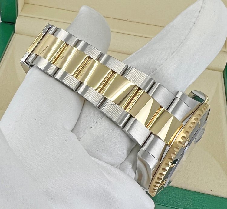 Rolex Sea-dweller Unworn 2025 Sea-dweller 18k Two-tone Black 126603-0001 Complete