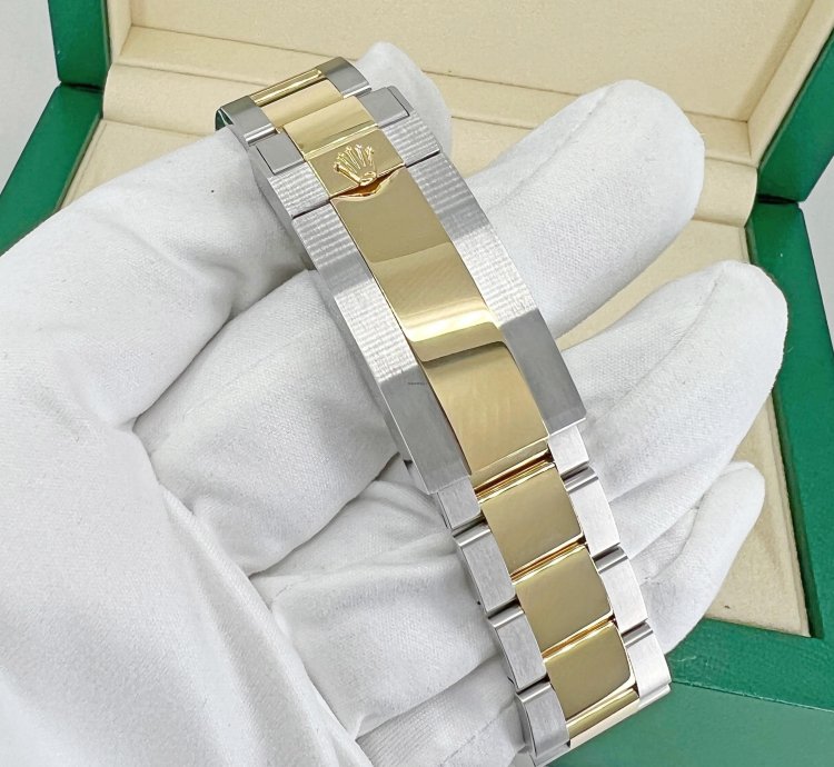 Rolex Sea-dweller Unworn 2025 Sea-dweller 18k Two-tone Black 126603-0001 Complete