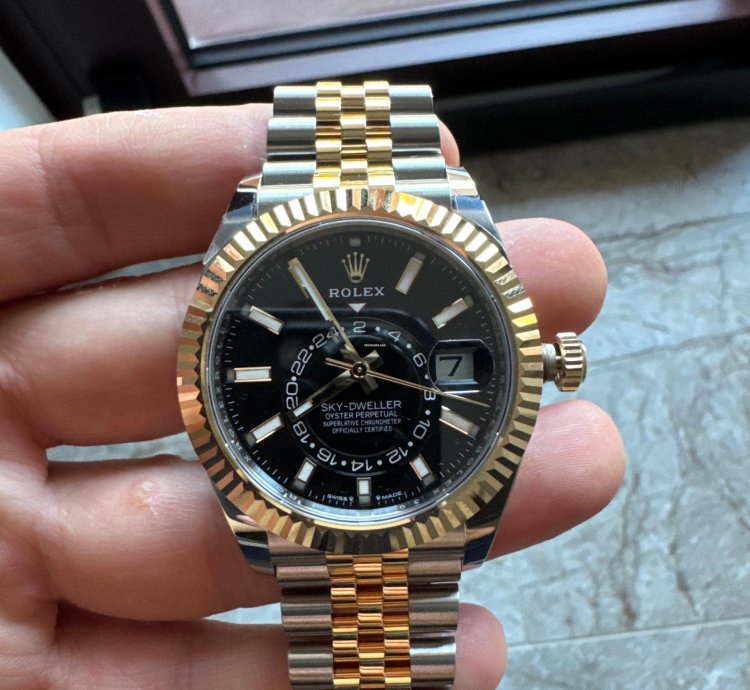 Rolex Sky-dweller
