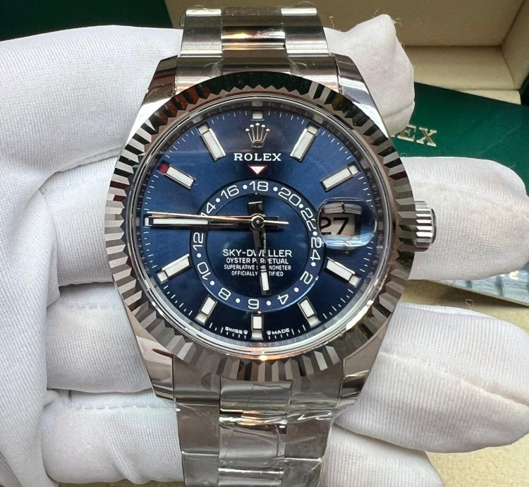 Rolex Sky-dweller 2025 New Sky-dweller Blue Oyster 42mm