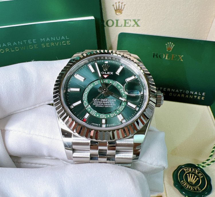 Rolex Sky-dweller 2025 New Sky-dweller Mint Green Jubilee 42mm