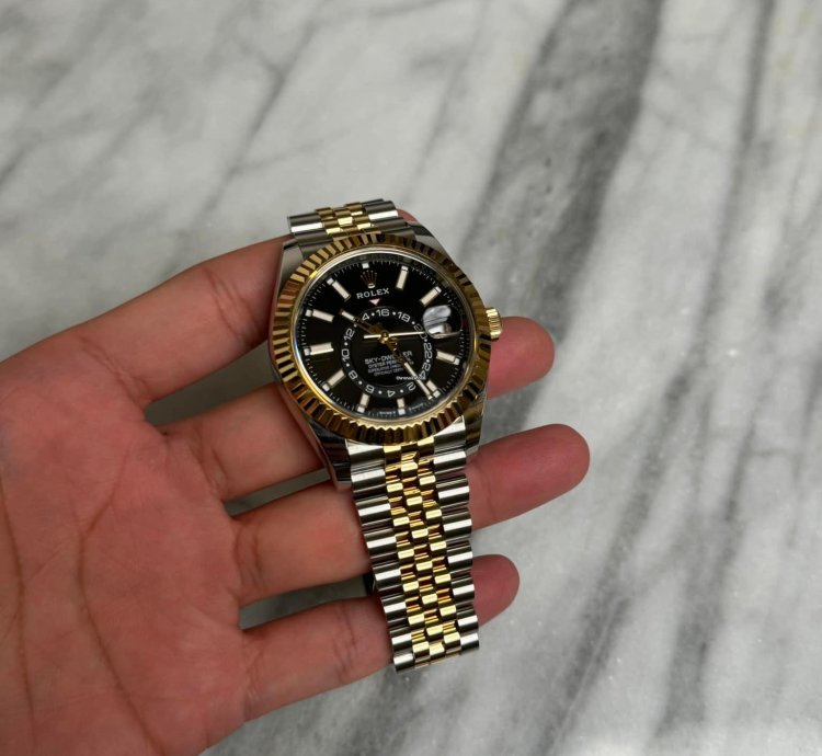 Rolex Sky-dweller 2 Tone Jubilee Black Bnib 2025