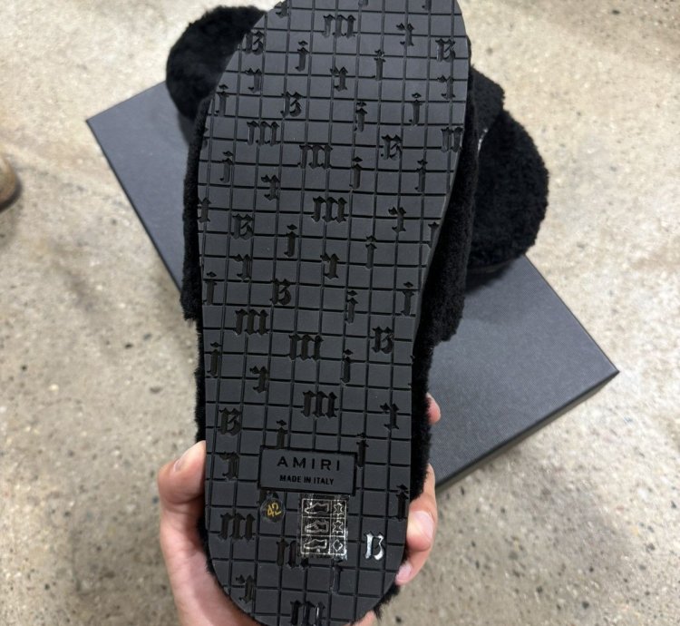 Amiri Logo Shearling Slides New 600