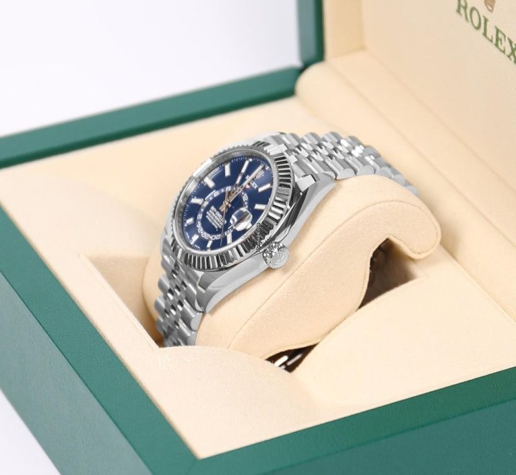 Rolex Sky-dweller 2022 Sky-dweller Blue Dial Jubilee 326934 new Full Set