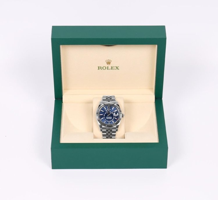 Rolex Sky-dweller 2022 Sky-dweller Blue Dial Jubilee 326934 new Full Set