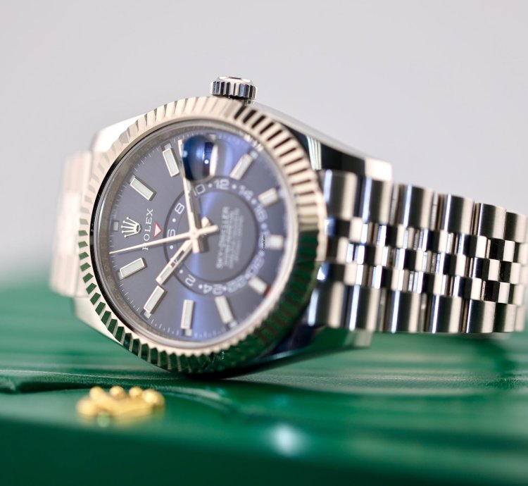 Rolex Sky-dweller 2022 Skydweller Stainless Steel Blue Jubilee 326934