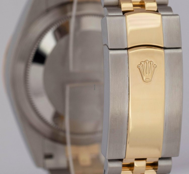Rolex Sky-dweller 2023 New Papers Rolex Sky-dweller Champagne Two-tone Gold Jubilee 336933 Box