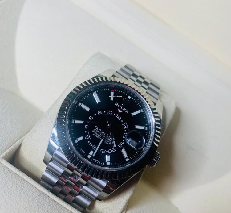 Rolex Sky-dweller 2023 Sky-dweller Black Dial Jubilee Bracelet Unworn 326934 Box Papers