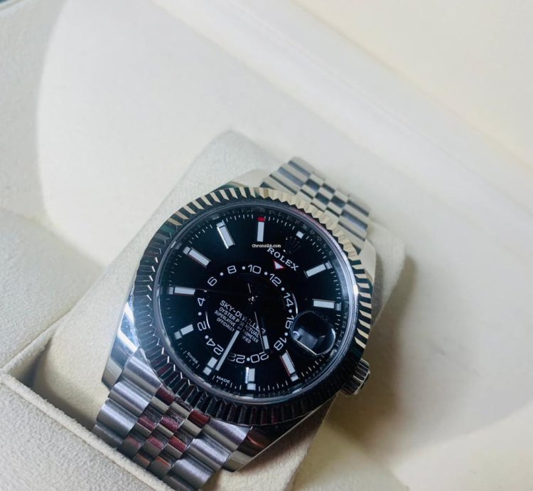 Rolex Sky-dweller 2023 Sky-dweller Black Dial Jubilee Bracelet Unworn 326934 Box Papers