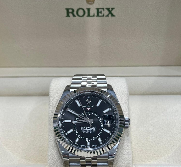 Rolex Sky-dweller 2023 Sky-dweller Black Dial Jubilee Bracelet Unworn Box And Papers 326934