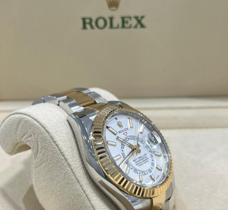 Rolex Sky-dweller 2023 Steel And Yellow Gold Sky-dweller White Dial Box And Papers 326933