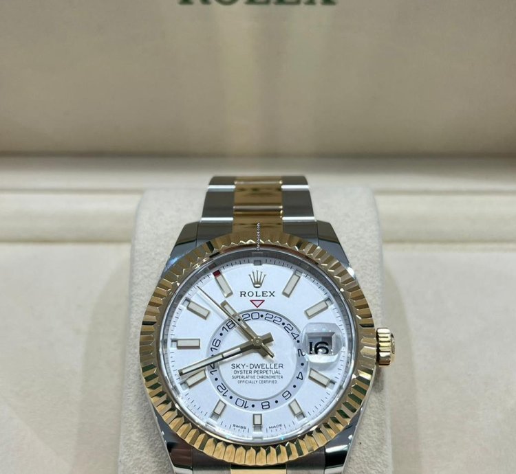 Rolex Sky-dweller 2023 Steel And Yellow Gold Sky-dweller White Dial Box And Papers 326933