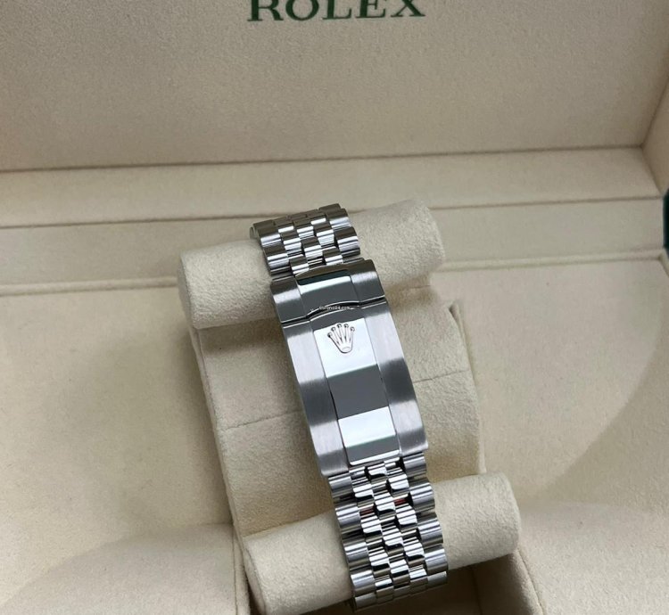Rolex Sky-dweller 2023 Steel Sky-dweller Blue Dial Jubilee Bracelet Unworn Box And Papers 326934