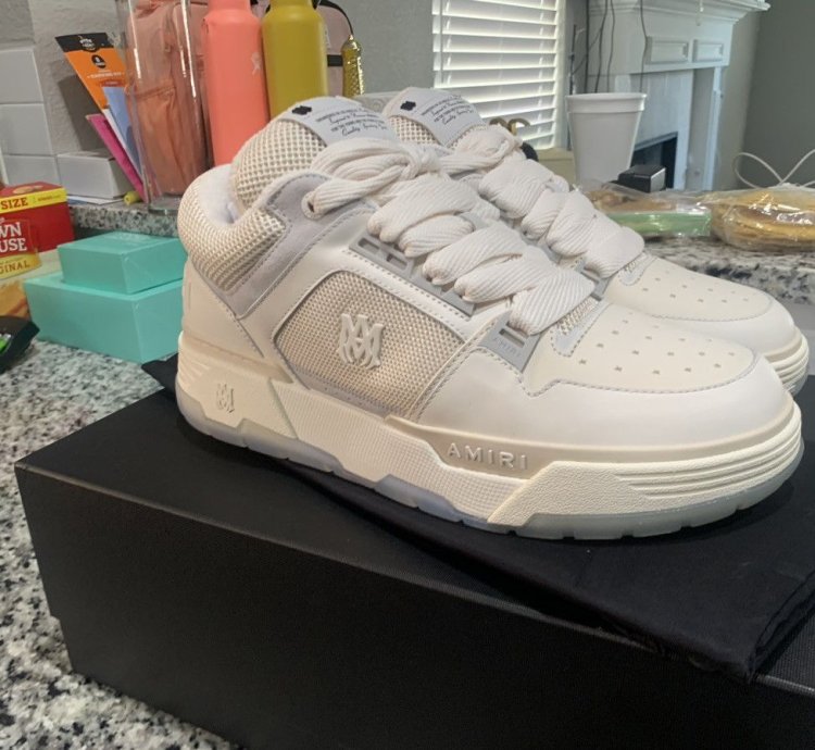 Amiri Ma-1 Off White Sneakers