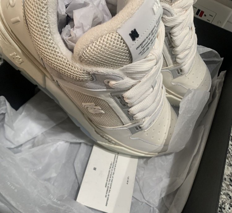 Amiri Ma-1 Off White Sneakers