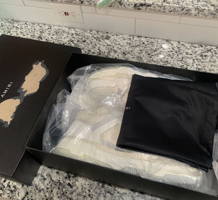 Amiri Ma-1 Off White Sneakers