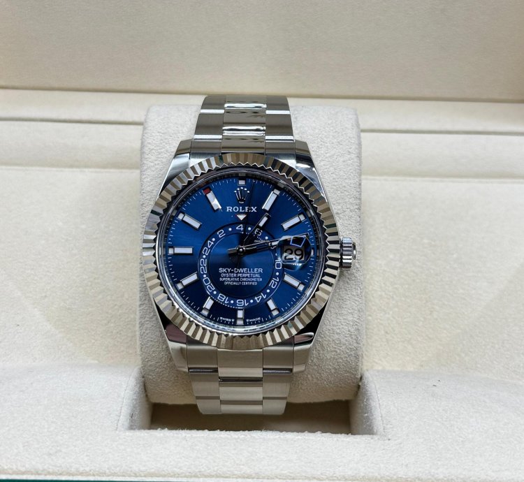 Rolex Sky-dweller 2024 Sky-dweller Blue Dial Unworn 336934 Box And Papers