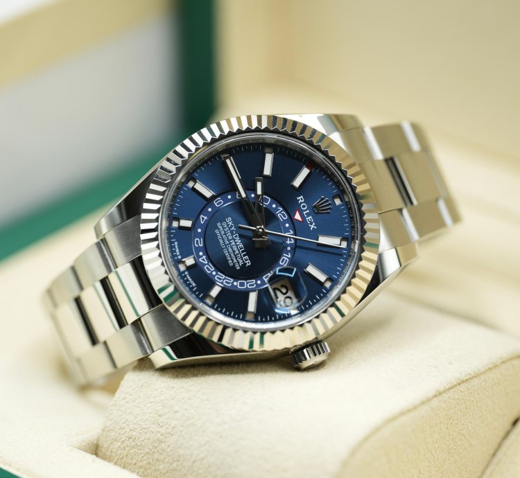 Rolex Sky-dweller 2024 Steel Sky-dweller Blue Dial Unworn Box And Papers 336934