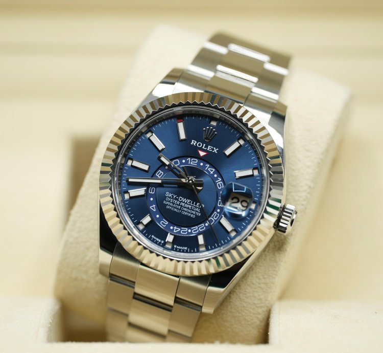 Rolex Sky-dweller 2024 Steel Sky-dweller Blue Dial Unworn Box And Papers 336934