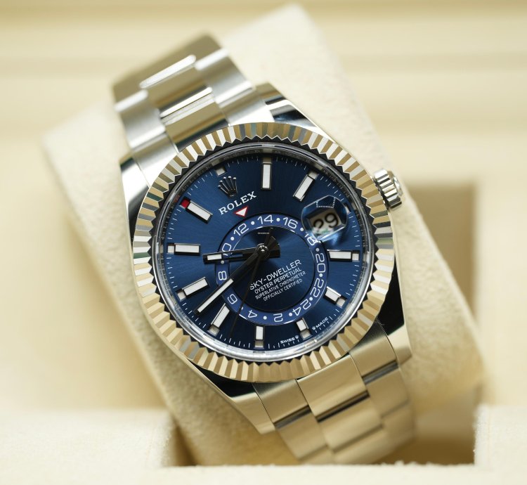 Rolex Sky-dweller 2024 Steel Sky-dweller Blue Dial Unworn Box And Papers 336934