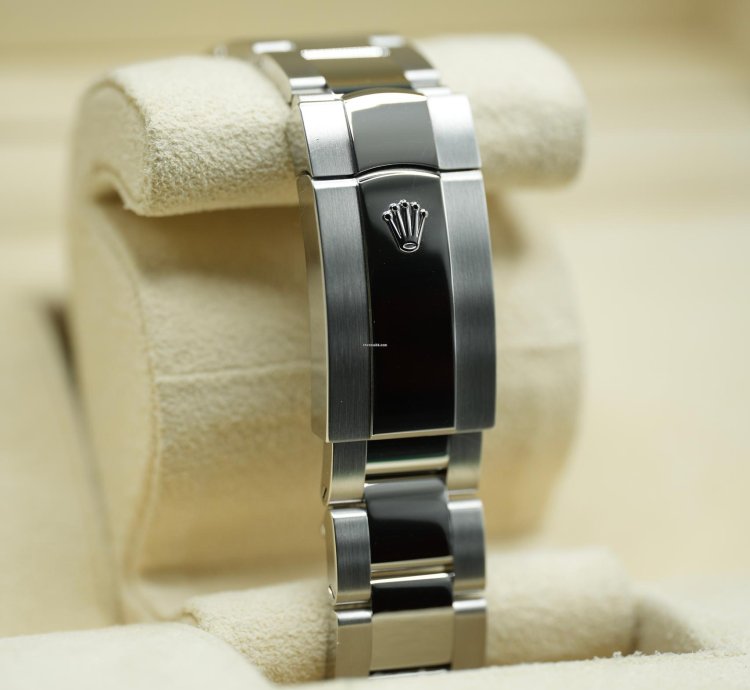 Rolex Sky-dweller 2024 Steel Sky-dweller Blue Dial Unworn Box And Papers 336934