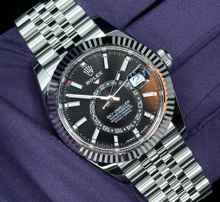 Rolex Sky-dweller 2025 Brand New Black Dial Jubilee 336934 Box And Papers