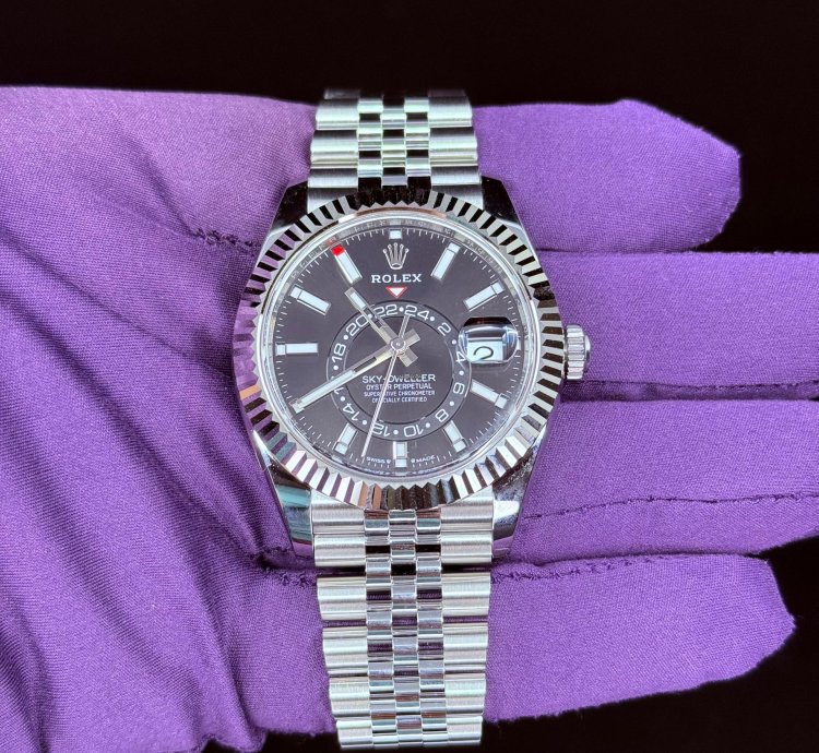 Rolex Sky-dweller 2025 Brand New Black Dial Jubilee 336934 Box And Papers