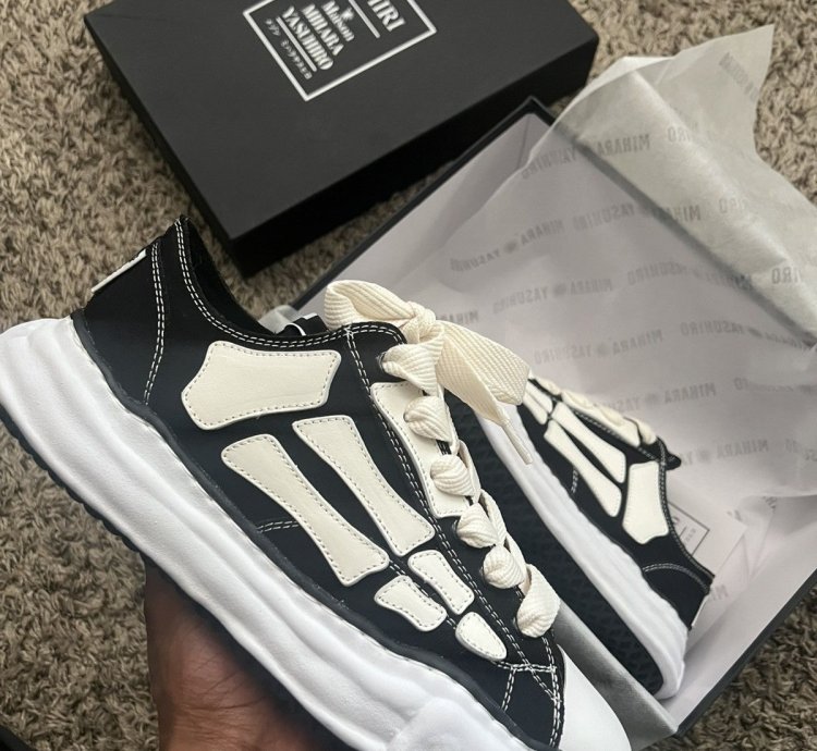 Amiri Mihara Yasuhiro Skeleton Peterson Sz 12 45