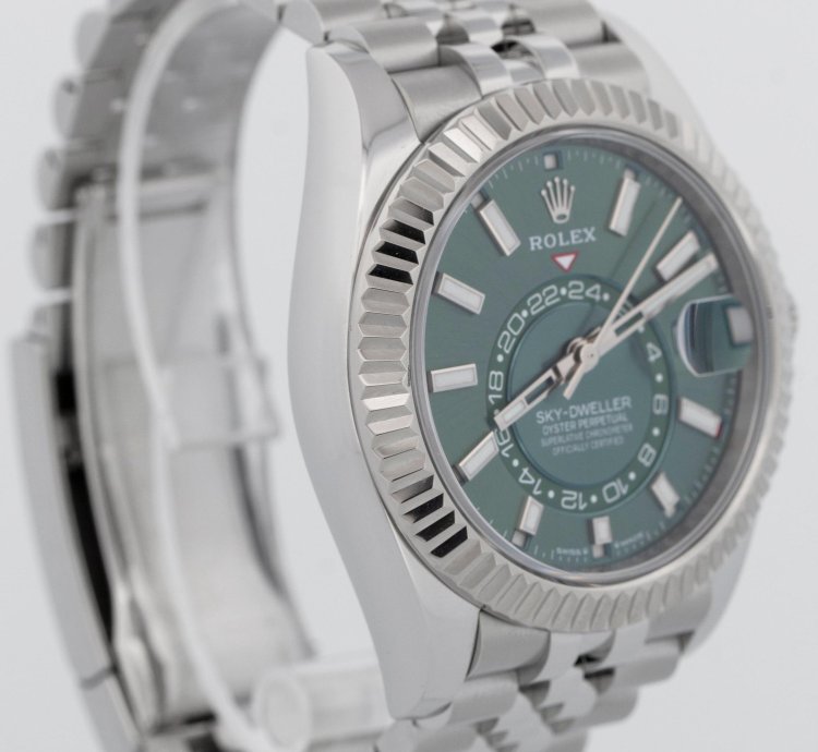 Rolex Sky-dweller 2025 New Papers Rolex Sky-dweller Green 42mm Juilee 18k Stainless 336934 Box