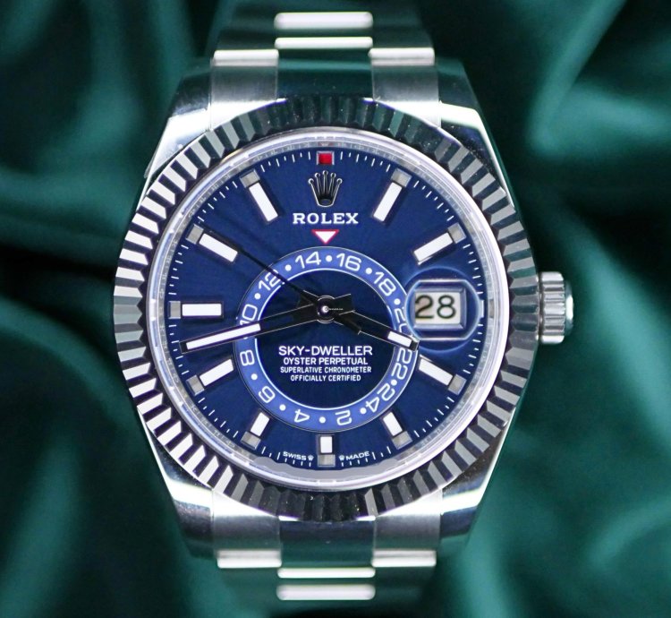 Rolex Sky-dweller 2025 New Unworn Sky-dweller Blue Dial Fluted Bezel Oyster Bracelet Steel Full Set 336934