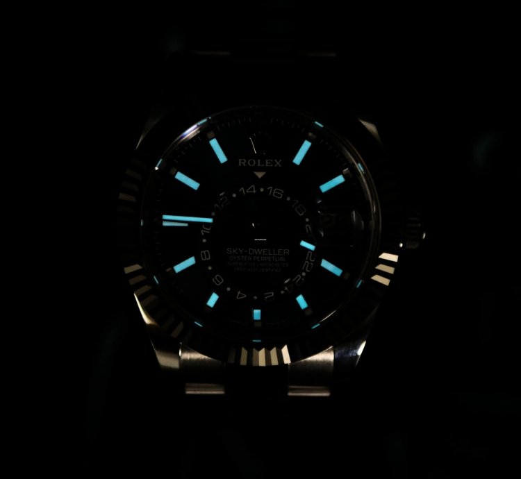Rolex Sky-dweller 2025 New Unworn Sky-dweller Blue Dial Fluted Bezel Oyster Bracelet Steel Full Set 336934